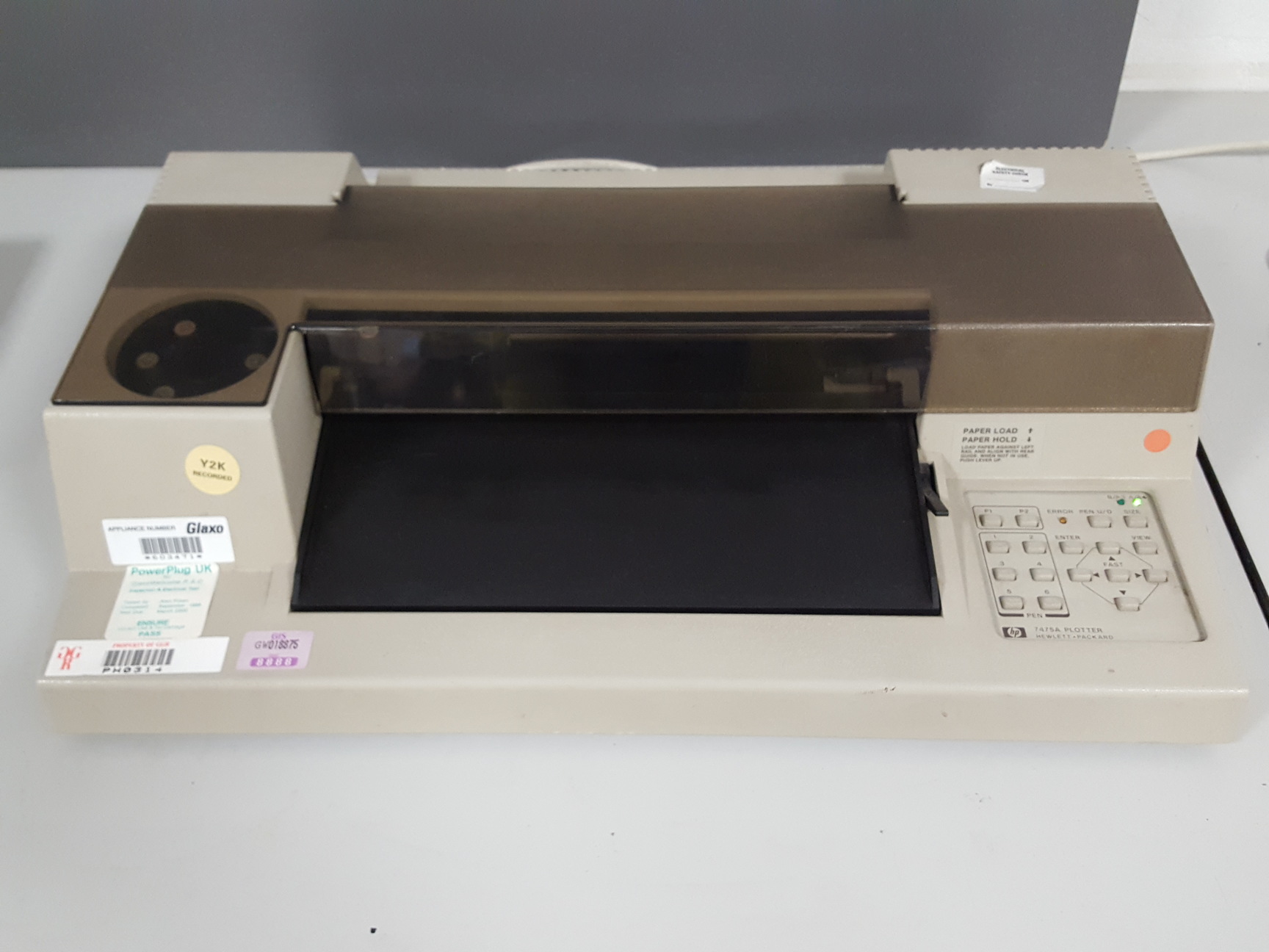 Image of Hewlett Packard HP 7475A Desktop 6 Pen Plotter 