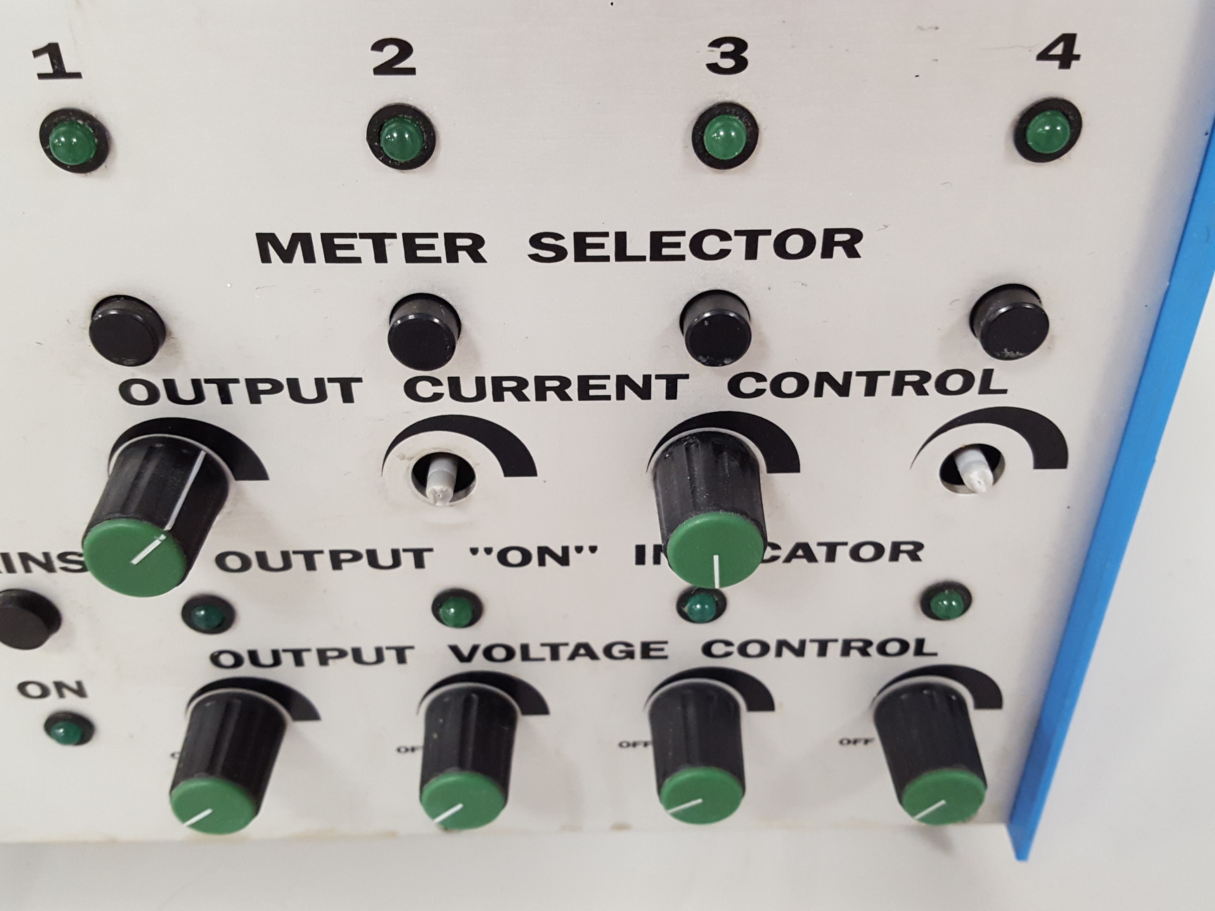 Image of Northumbria Biologicals Data Electronics PPC 300/200.4 Adjustable Power Supply