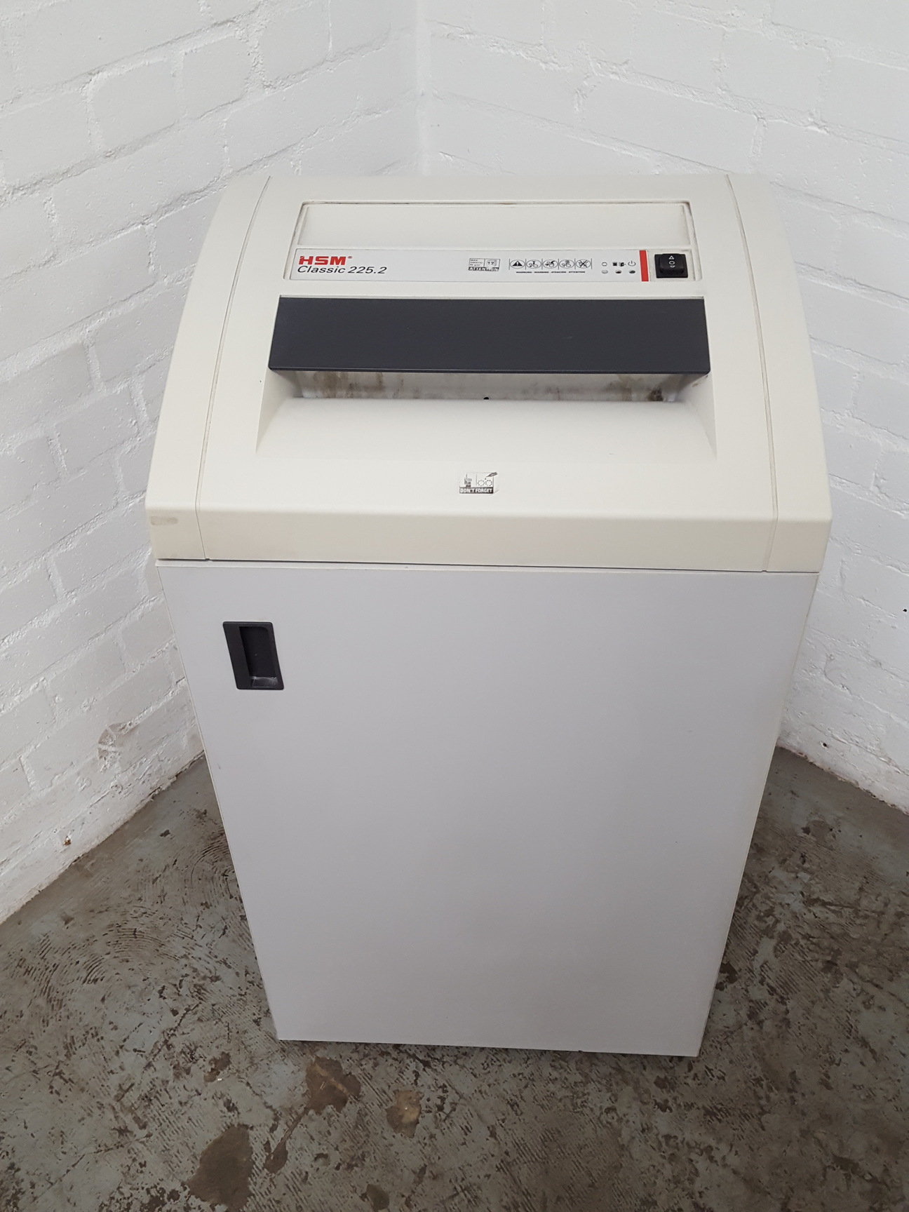 Image of HSM Classic 225.2 Cross Cut Office Paper Shredder 