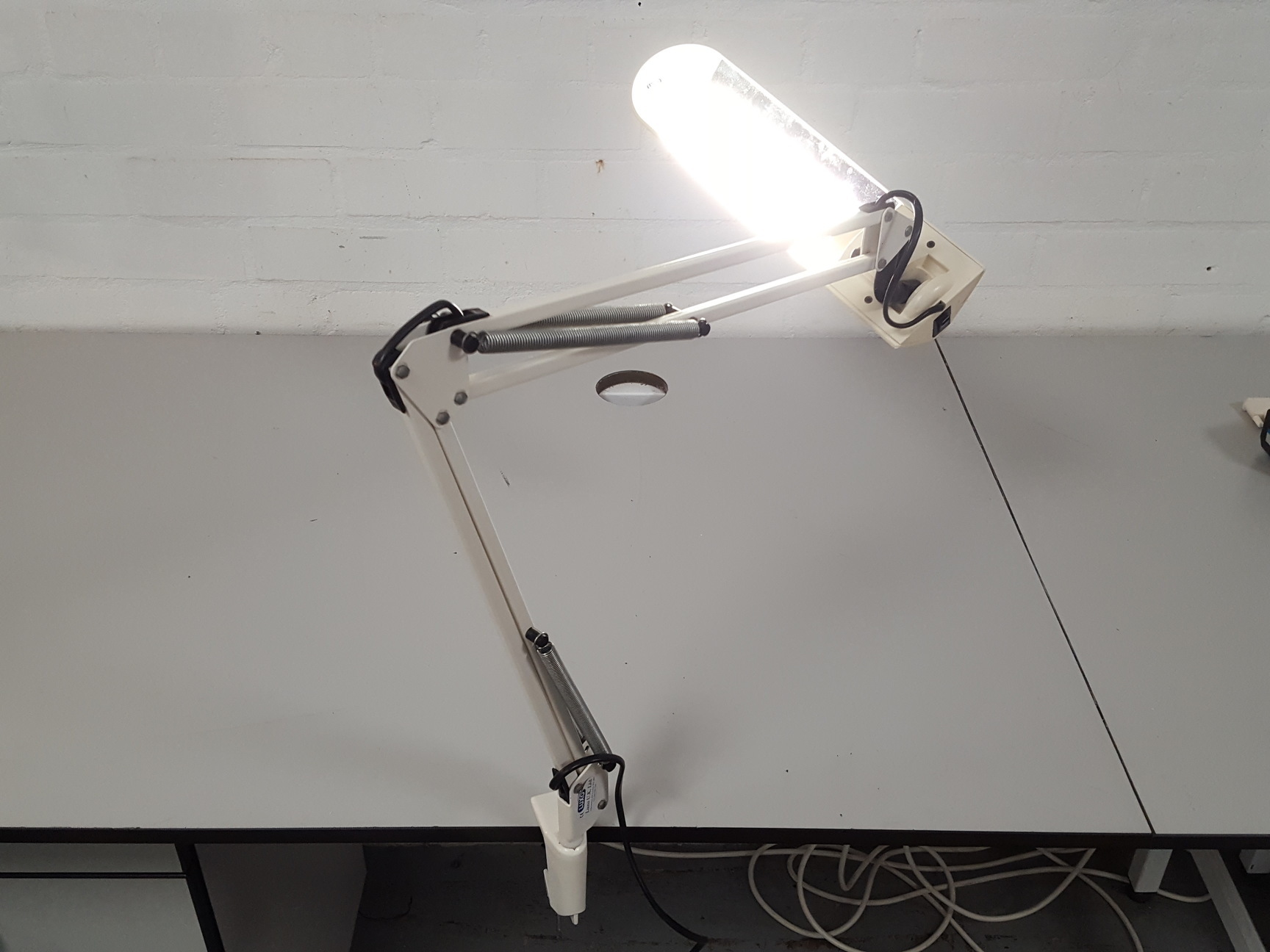 Image of Luxo Model T88 Flexible-Arm Desk Lamp Light