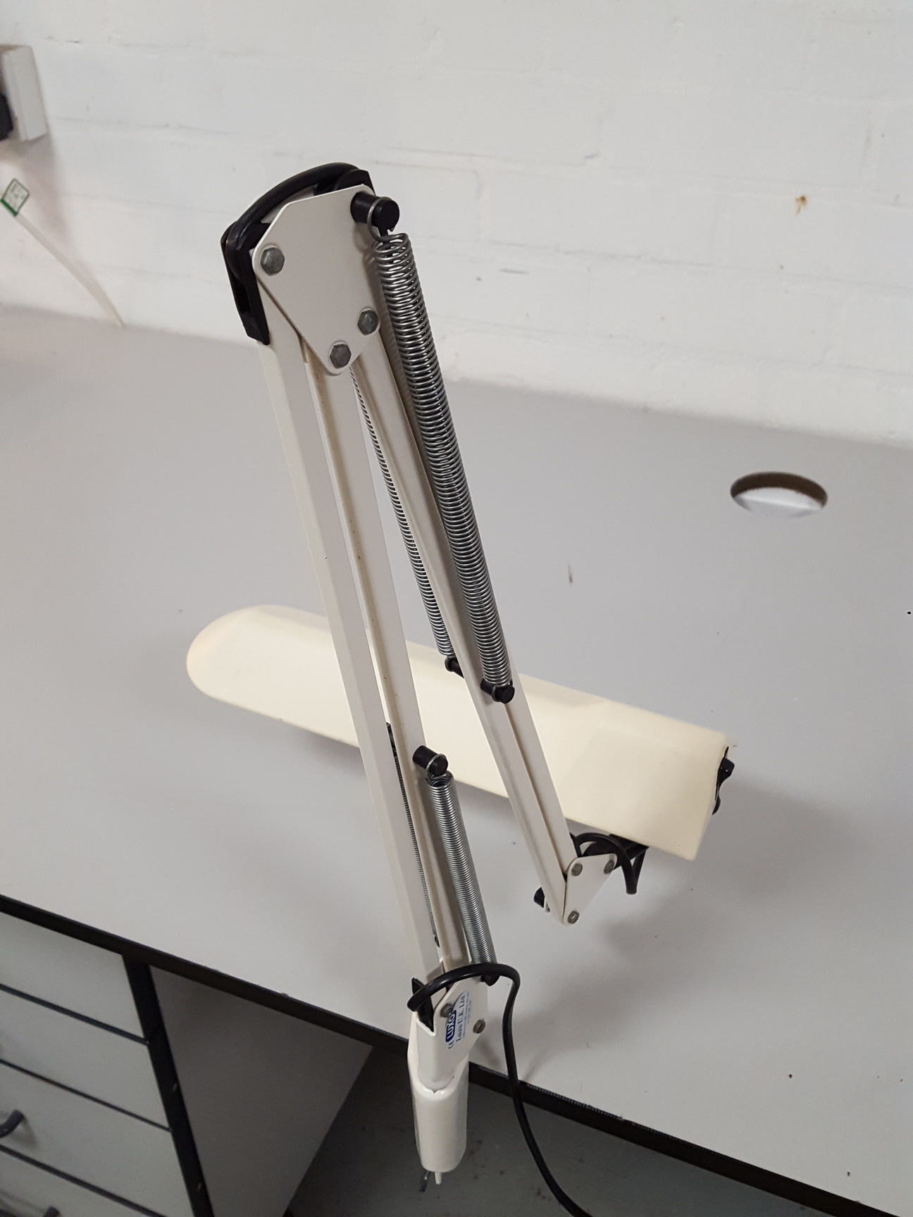 Image of Luxo Model T88 Flexible-Arm Desk Lamp Light