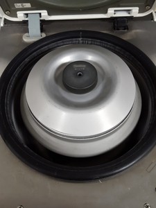 Thumbnail image of Hettich EBA-12R Refrigrated Benchtop Centrifuge + Rotor Lab