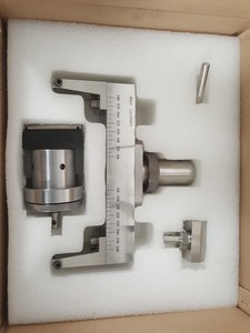 Thumbnail image of Instron Testing Machine Tensile 10kn Load Cell 4505-h2266 J36913 T6511R-1001