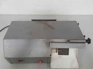 Thumbnail image of Fried.Krupp Widia-Fabrik Wipla Dental Workstation DZ25 Lab