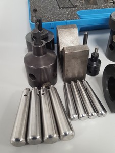 Thumbnail image of Instron Tensile Testing Loadcell to Grip Adapters & Jaws, Grips 10kn 100kN Lab