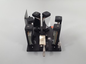Thumbnail image of Specac 9000 FTIR Spectrometer Component Lab