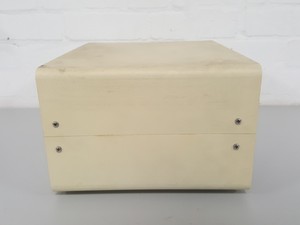 Thumbnail image of Consort E734 Microcomputer Electrophoresis Power Supply Lab