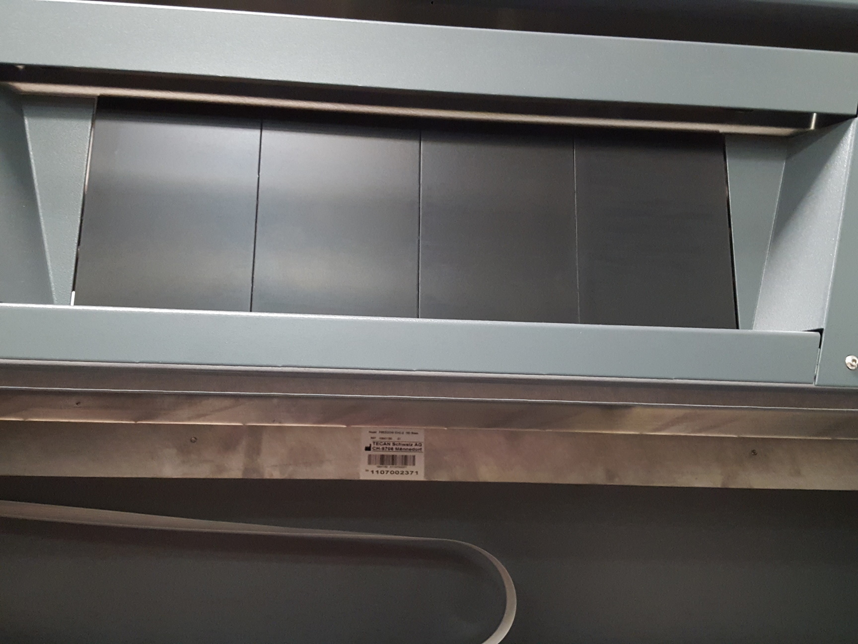 Image of Tecan Freedom Evo-2 150 Base + Software & Dongle Automated Liquid Handler Lab