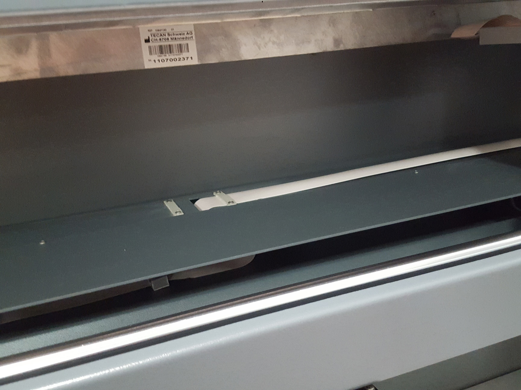 Image of Tecan Freedom Evo-2 150 Base + Software & Dongle Automated Liquid Handler Lab