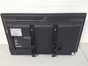 Thumbnail image of Samsung ED32C LH32EDC 32" Professional HD LCD Display - Spares Repairs