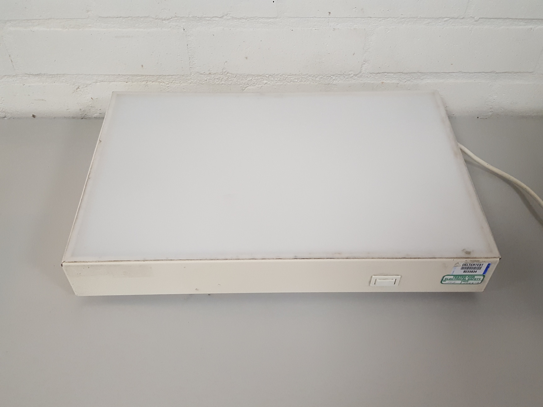 Image of Dentaurum Type L1 X-Ray Viewing Light Box Lab