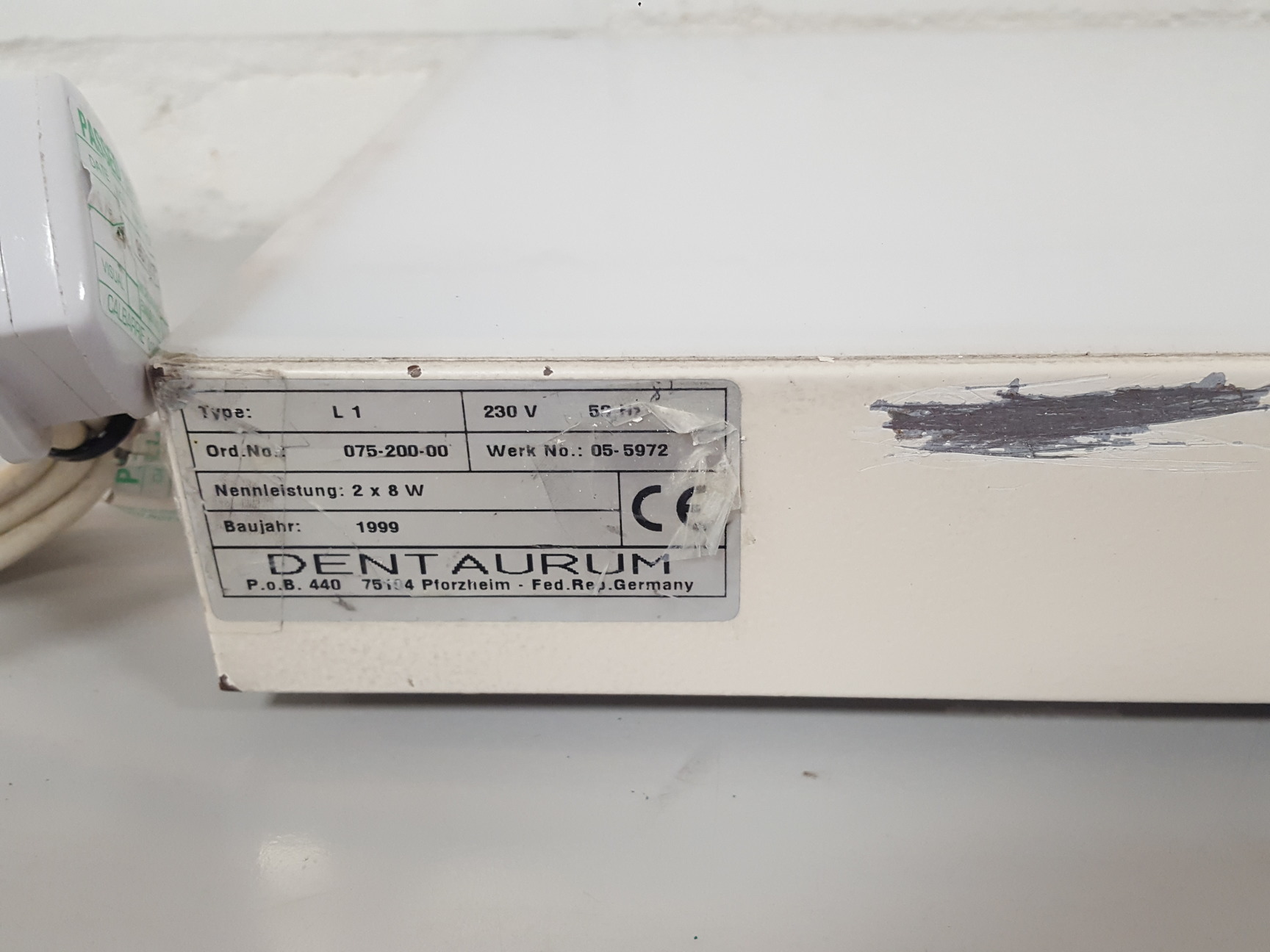 Image of Dentaurum Type L1 X-Ray Viewing Light Box Lab