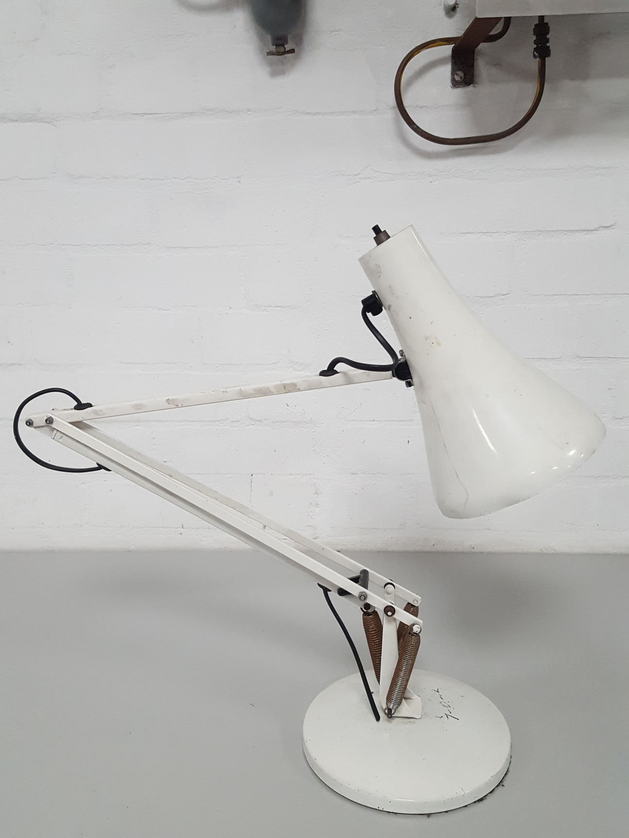 Image of Anglepoise White Flexible-Arm Office Desk Lamp Upcycle