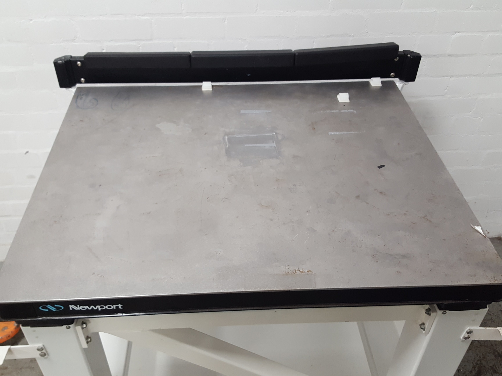 Image of Newport VH3036W-OPT Optical Air Table Breadboard Vibration Isolated