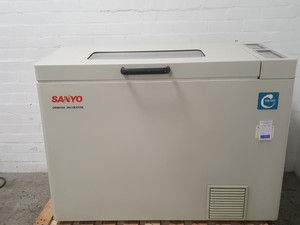 Thumbnail image of Sanyo Orbital Incubator IOX402.XX1.C