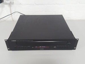 Thumbnail image of Yamaha CD-C600 5 Disc Changer CD Player AV