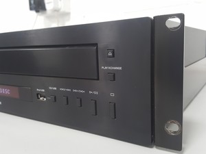 Thumbnail image of Yamaha CD-C600 5 Disc Changer CD Player AV