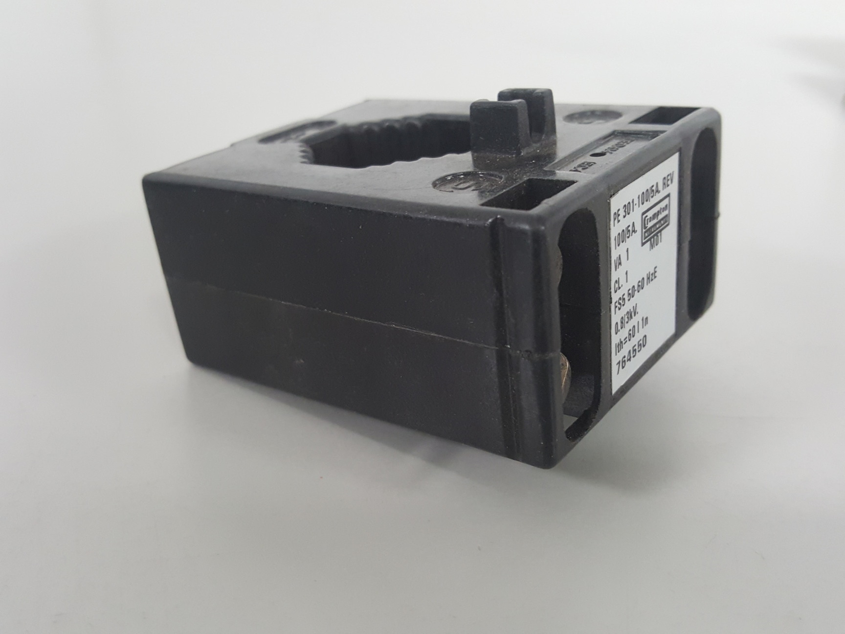 Image of 12x Crompton PE-301 100/5A Transformers