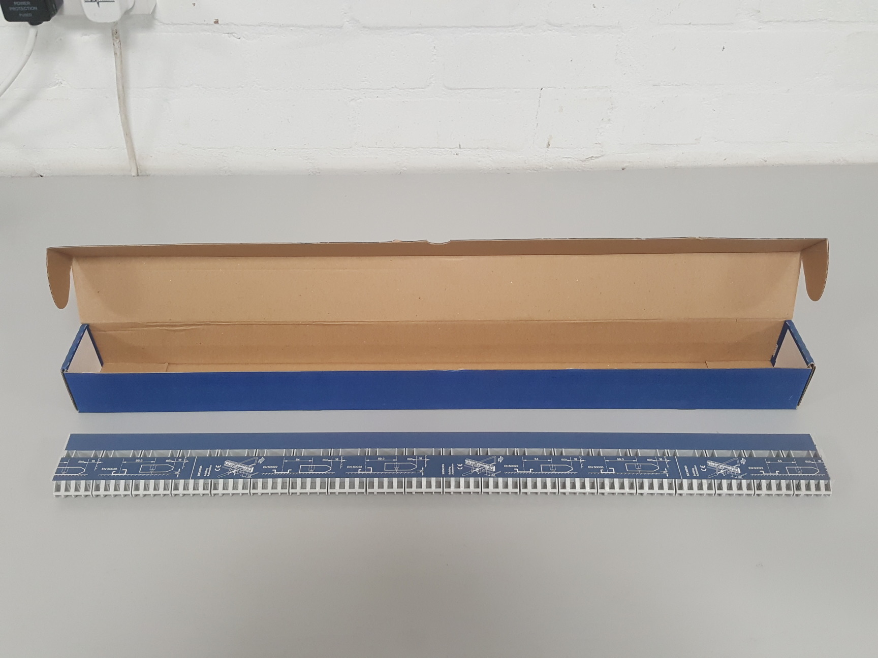 Image of Siemens PTX1.6 Module Rail for I/O System