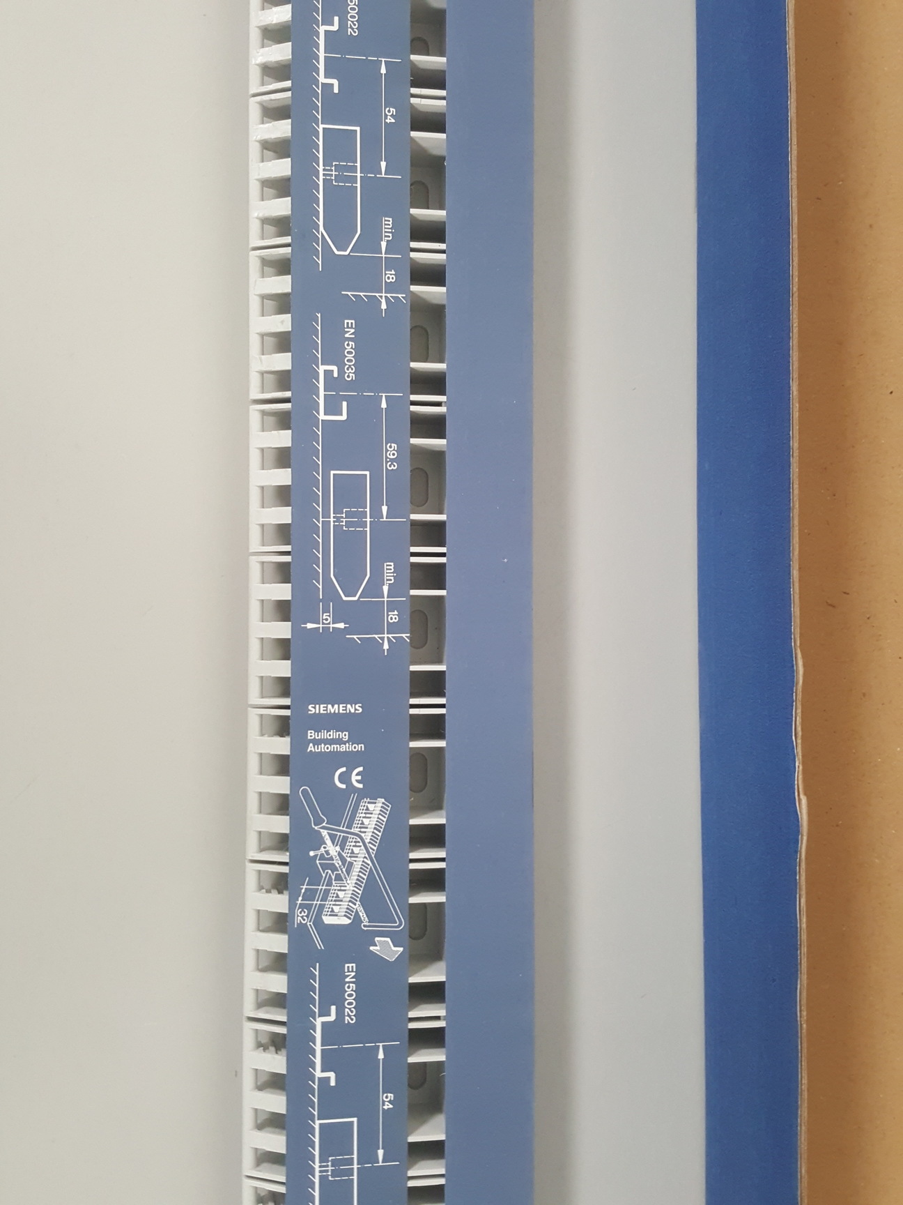 Image of Siemens PTX1.6 Module Rail for I/O System