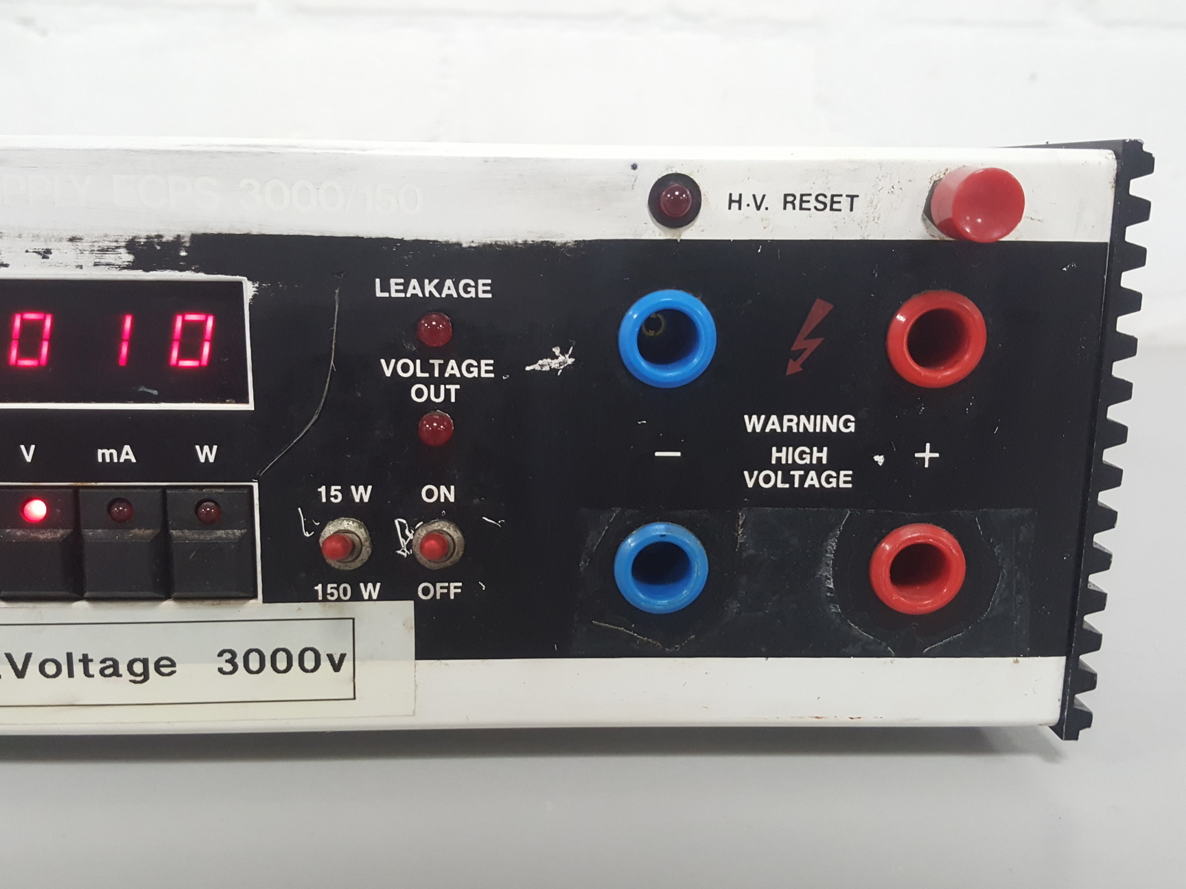 Image of Pharmacia Electrophoresis Constant ECPS 3000/150 Power Supply Lab
