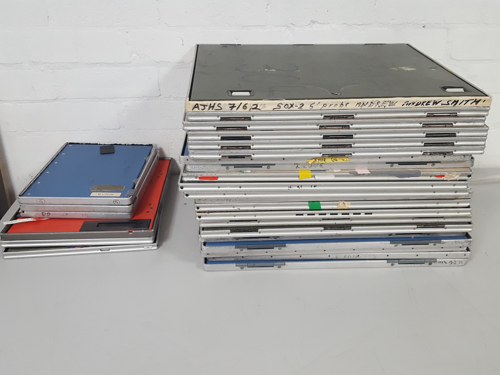 Image of 21x Electrophoresis Autoradiography Cassettes Lab