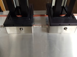 Thumbnail image of Packard BioScience MiniTrak V System 4 Plate Stacker, 6 Position Deck, Lab