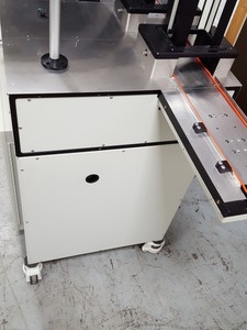 Thumbnail image of Packard BioScience MiniTrak V System 4 Plate Stacker, 6 Position Deck, Lab