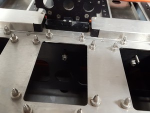 Thumbnail image of Packard BioScience MiniTrak V System 4 Plate Stacker, 6 Position Deck, Lab
