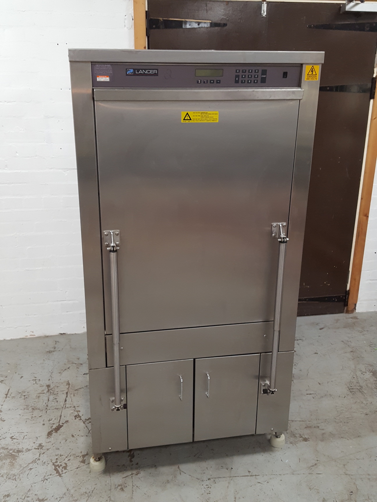 Lancer Labsec1600UP Stainless Steel Glasswasher Lab Dishwasher