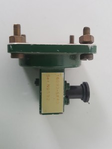 Thumbnail image of 8x Fmi Flann Microwave Instruments Waveguide Tube Adapters 16093-SF40 & Others