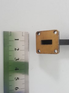 Thumbnail image of 8x Fmi Flann Microwave Instruments Waveguide Tube Adapters 16093-SF40 & Others