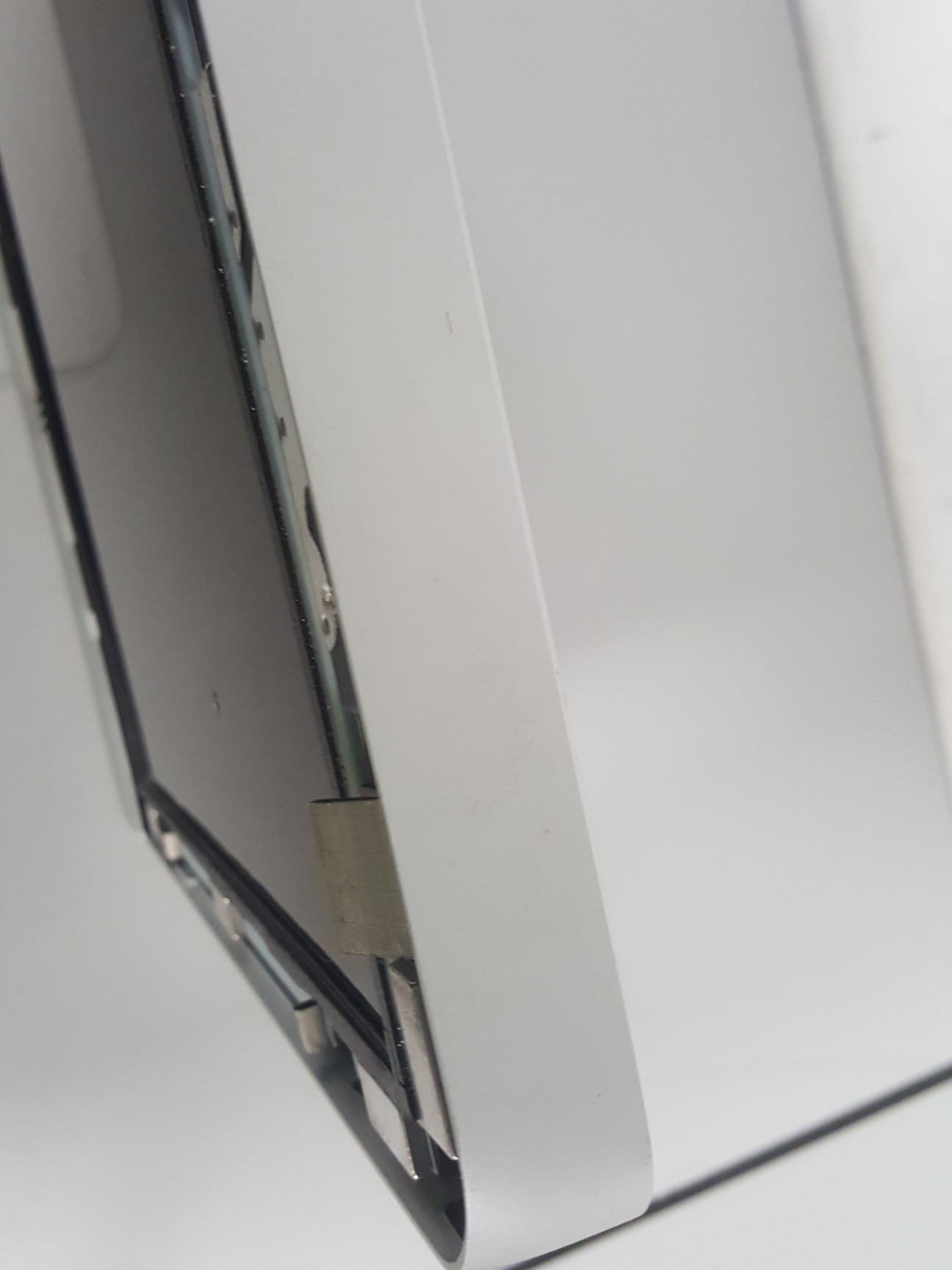 Image of Apple 21.5" Inch iMac 2.5ghz Broken LCD (Spares & Repairs)