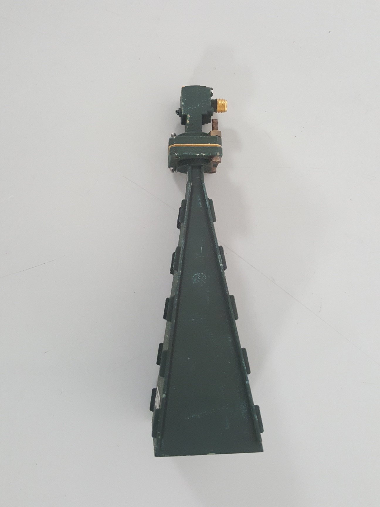 Image of FMI Flann Microwave 20240-20 Standard Gain Antenna Horn + Adapter Waveguide Tube