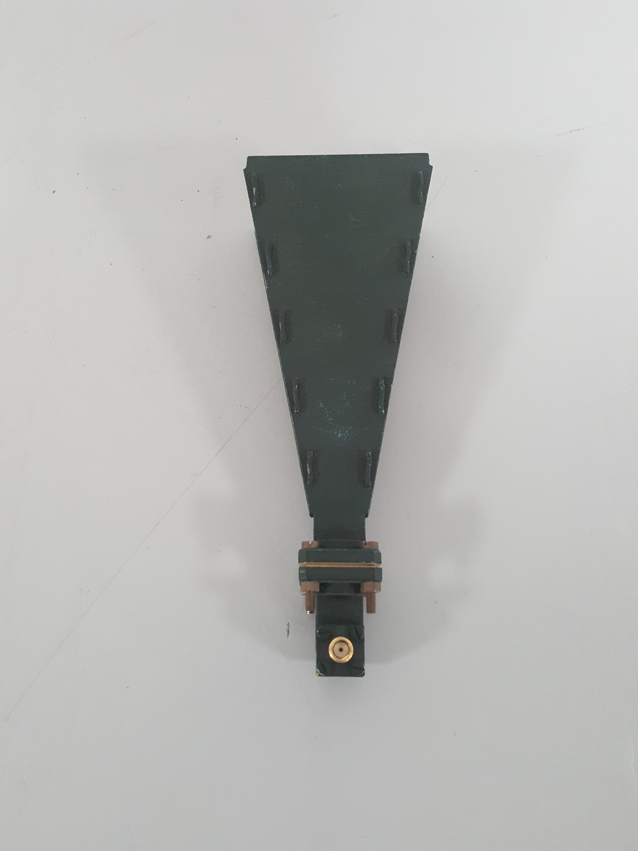 Image of FMI Flann Microwave 20240-20 Standard Gain Antenna Horn + Adapter Waveguide Tube