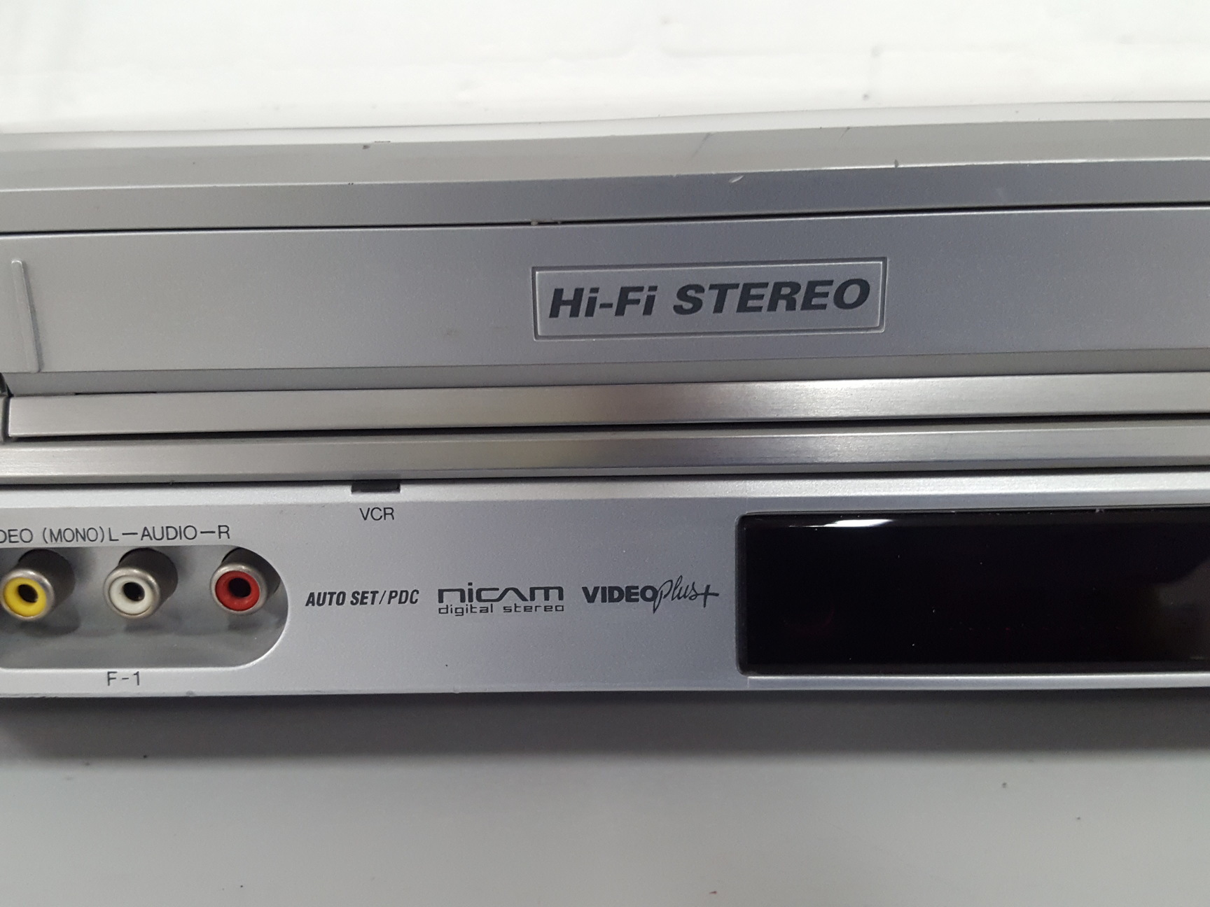 Image of JVC HR-XV31EK DVD / VHS Player Combo VCR Player