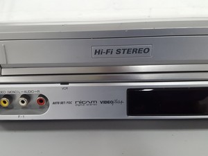 Thumbnail image of JVC HR-XV31EK DVD / VHS Player Combo VCR Player 