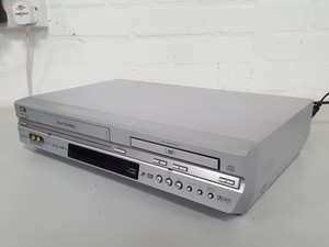 Thumbnail image of JVC HR-XV31EK DVD / VHS Player Combo VCR Player 