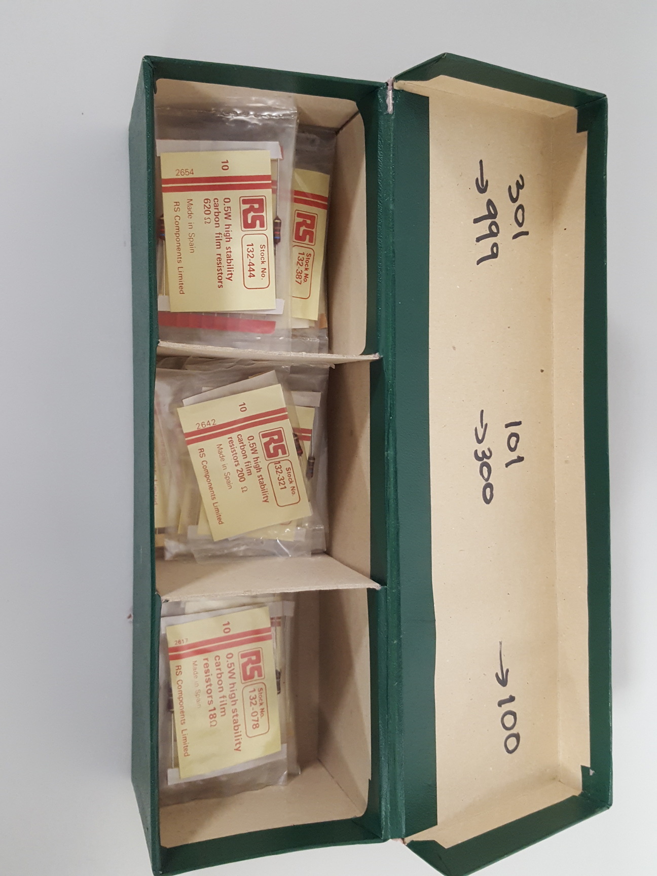 Image of Lot of 25x Vintage RS Brand New Resistors Electronics