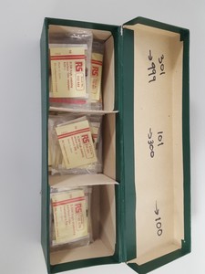 Thumbnail image of Lot of 25x Vintage RS Brand New Resistors Electronics