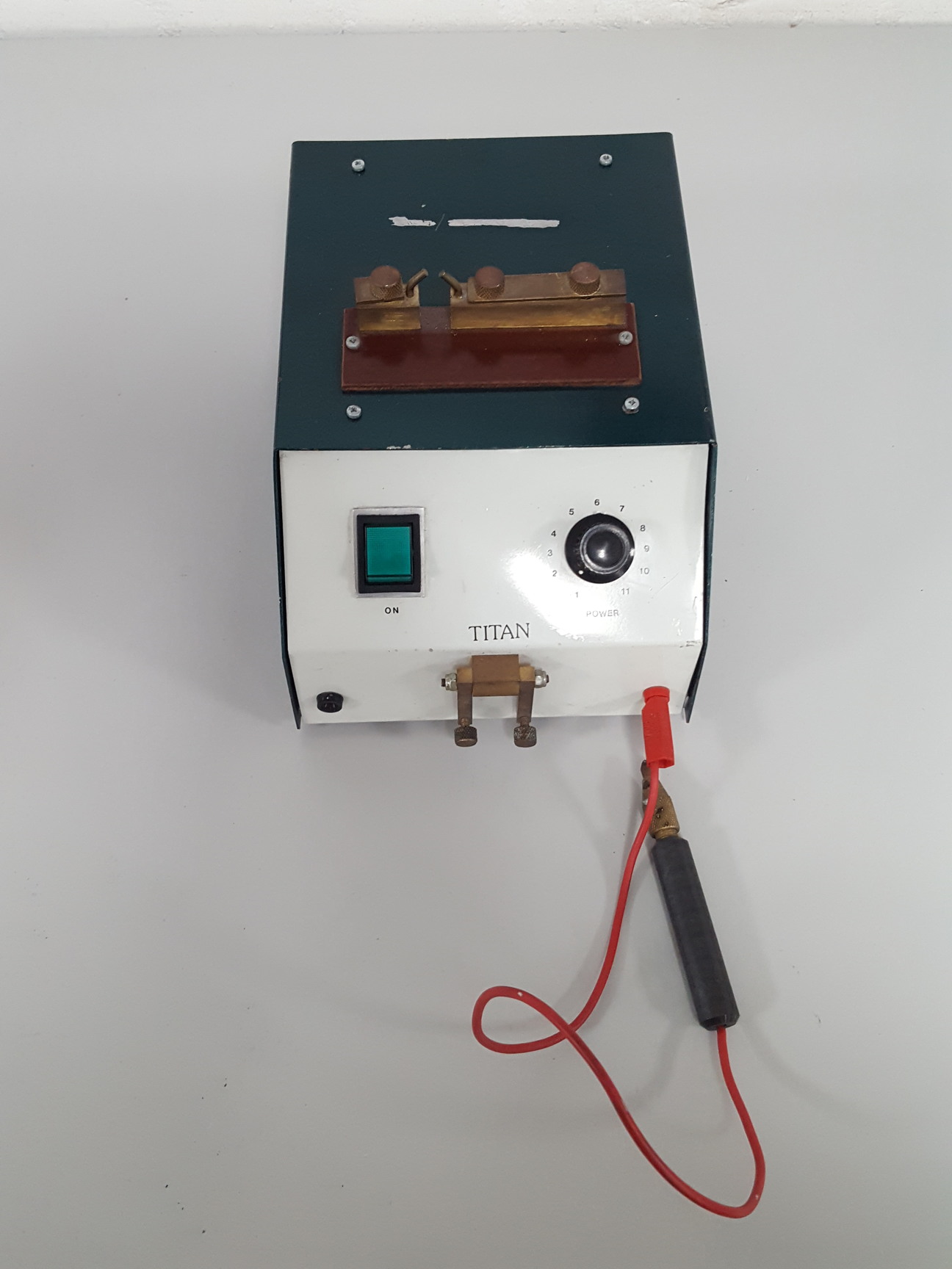 SMW Titan Banbury Dental Welding Machine Lab
