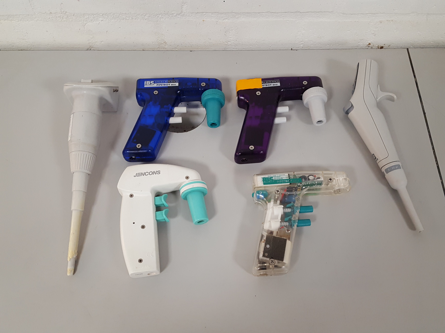 6x Lab Pipettes, 3x IBS Pipetbody, Jencons Powerpette, Rainin 1000