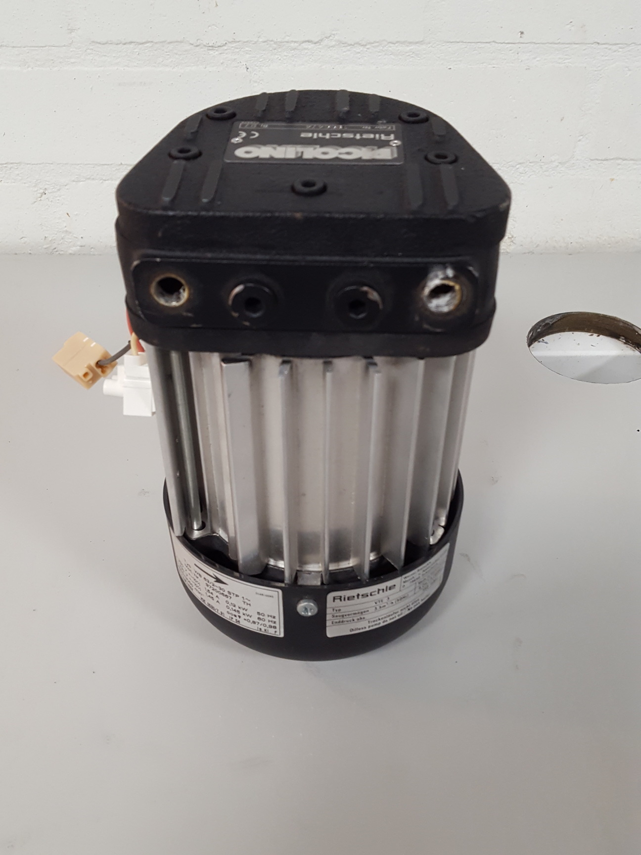 Image of Rietschle Rietschle Motor WB 63/2-30 STP1 For Piccolino VTE3 Vacuum Pump Lab