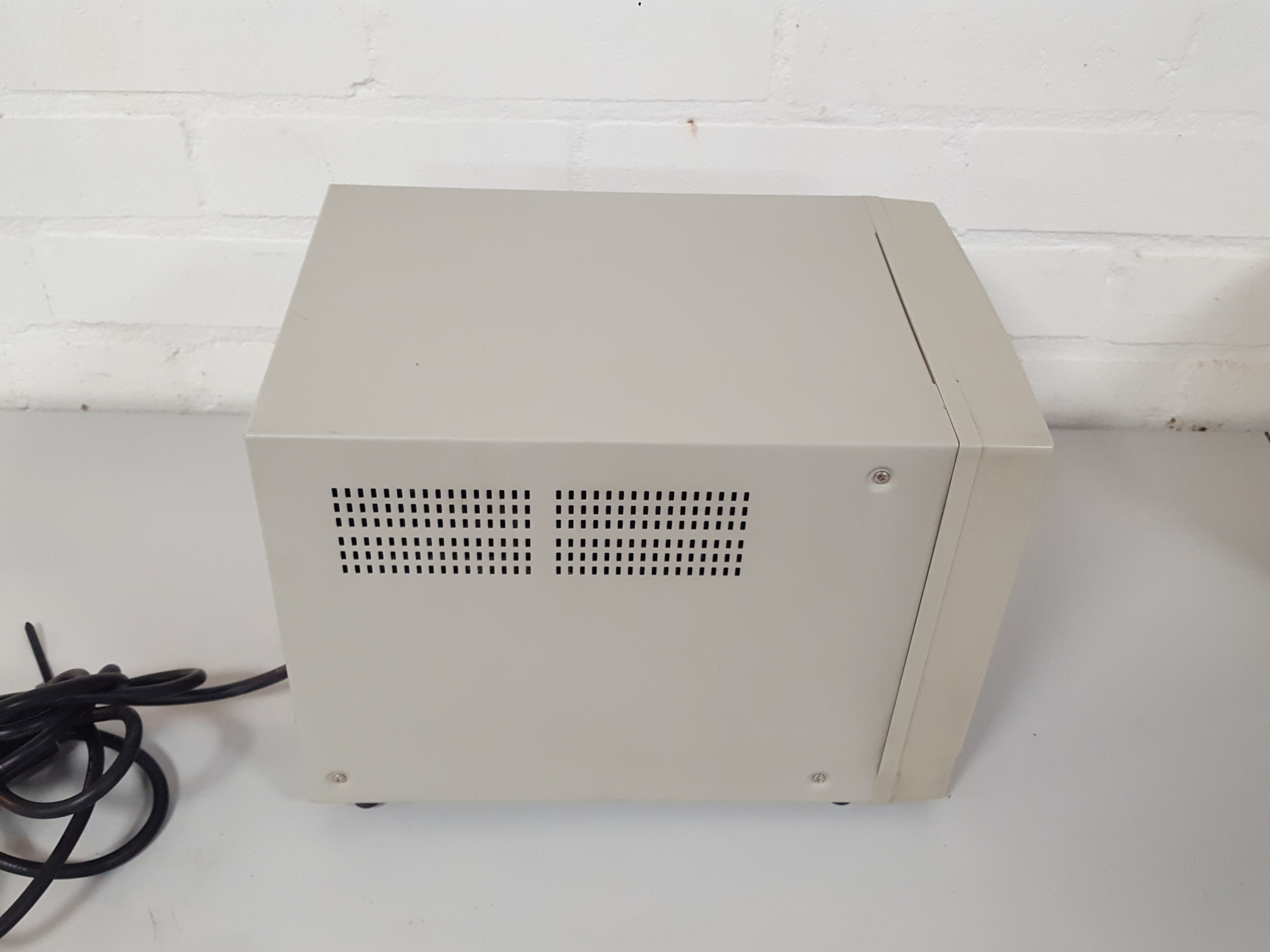Image of Panasonic WV-CM1000/B Black & White CRT Monitor Video Input 