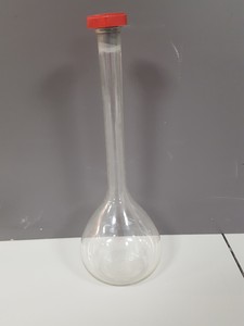 Thumbnail image of 16x Volumetric Flasks Lab Glassware Glass