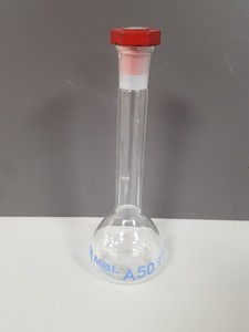 Thumbnail image of 16x Volumetric Flasks Lab Glassware Glass