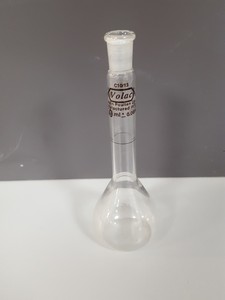 Thumbnail image of 16x Volumetric Flasks Lab Glassware Glass