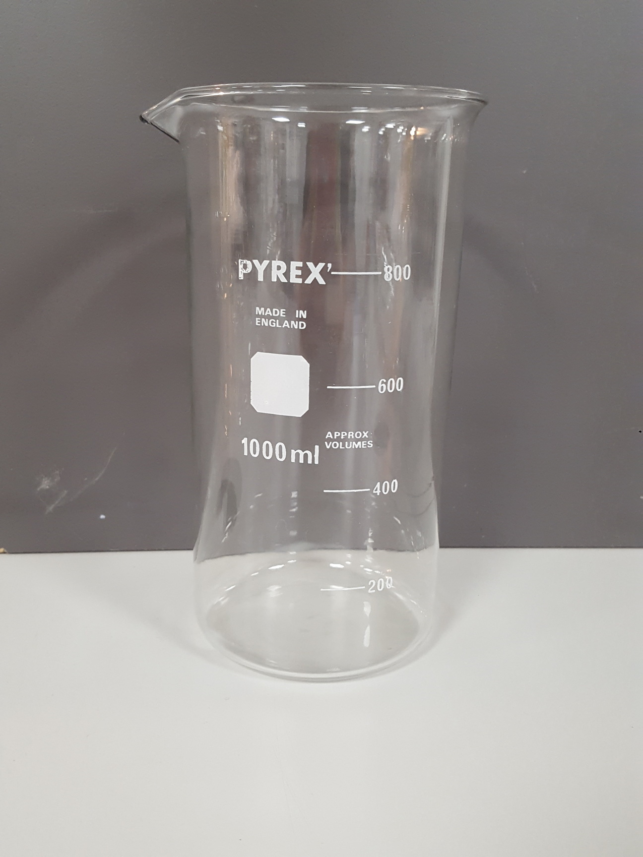 Image of 10x Pyrex Measuring Beakers Lab Glassware Glass