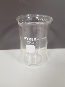 Thumbnail image of 10x Pyrex Measuring Beakers Lab Glassware Glass