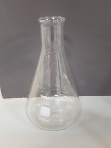 Thumbnail image of 14x Pyrex Lab Glassware Flat Bottomed Measuring Flasks, Boiling Flask, Duran Lab